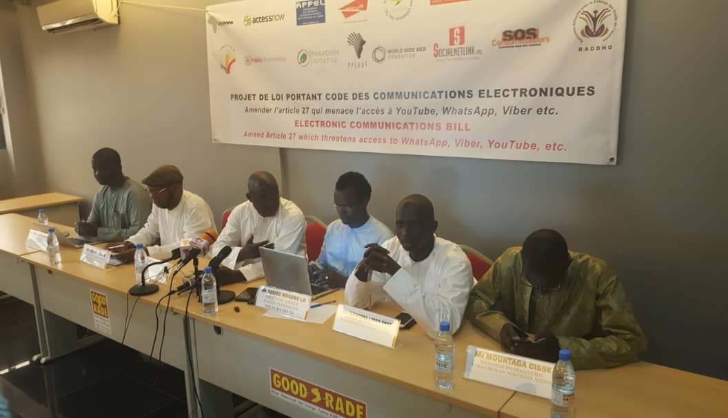 Sénégal : Whatsapp, Viber, etc., bientôt taxés ? Panique sur le réseau !