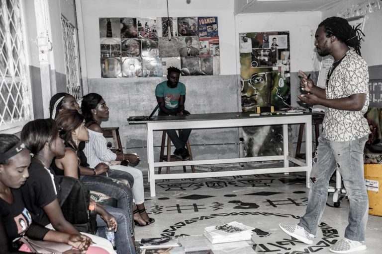 Des femmes expertes dans le numérique à Kinshasa ?