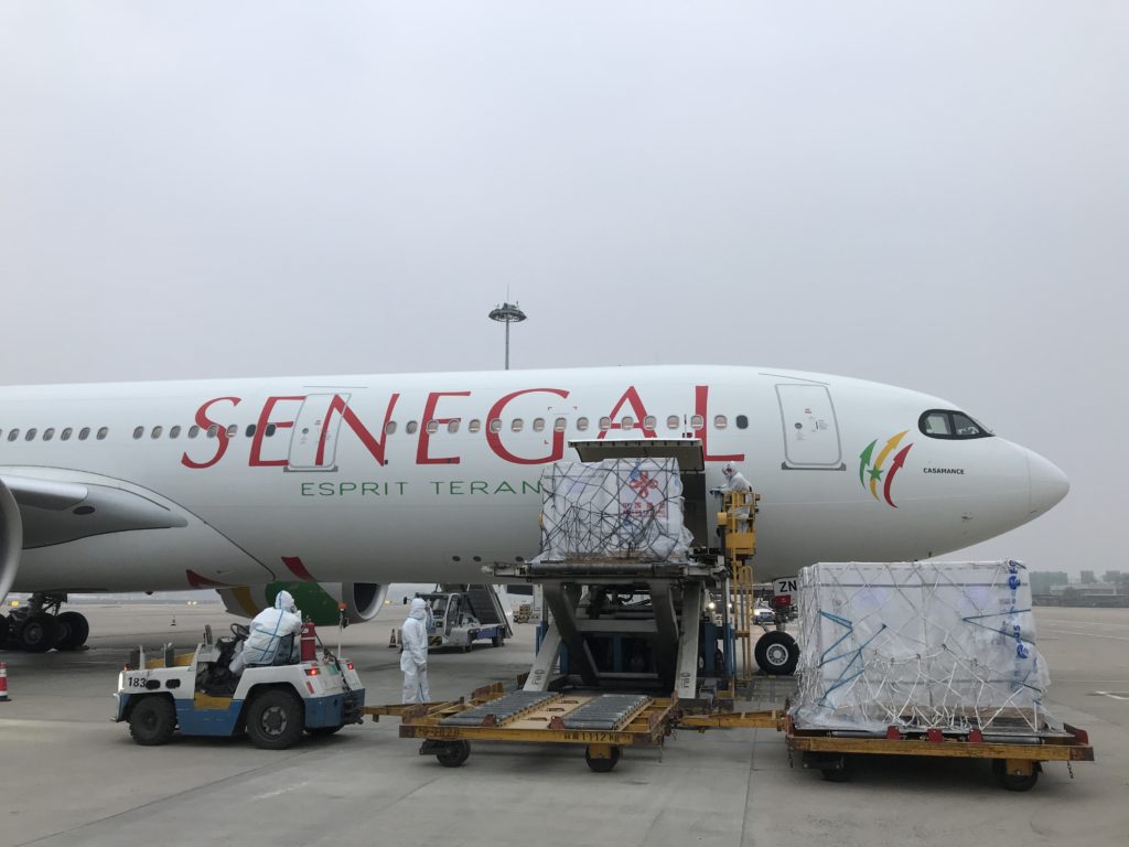 Coivd-19: La Chine offre 300 000 doses de vaccins au Sénégal