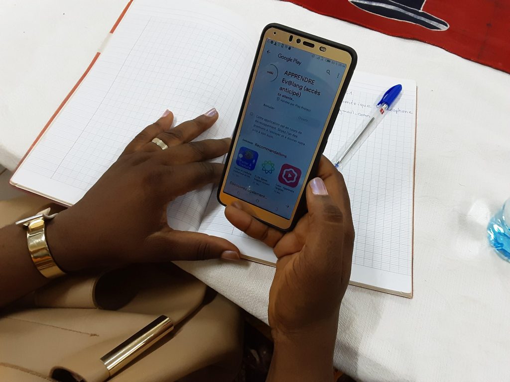 APPRENDRE EV@LANG, l’application destinée aux enseignants des pays francophones