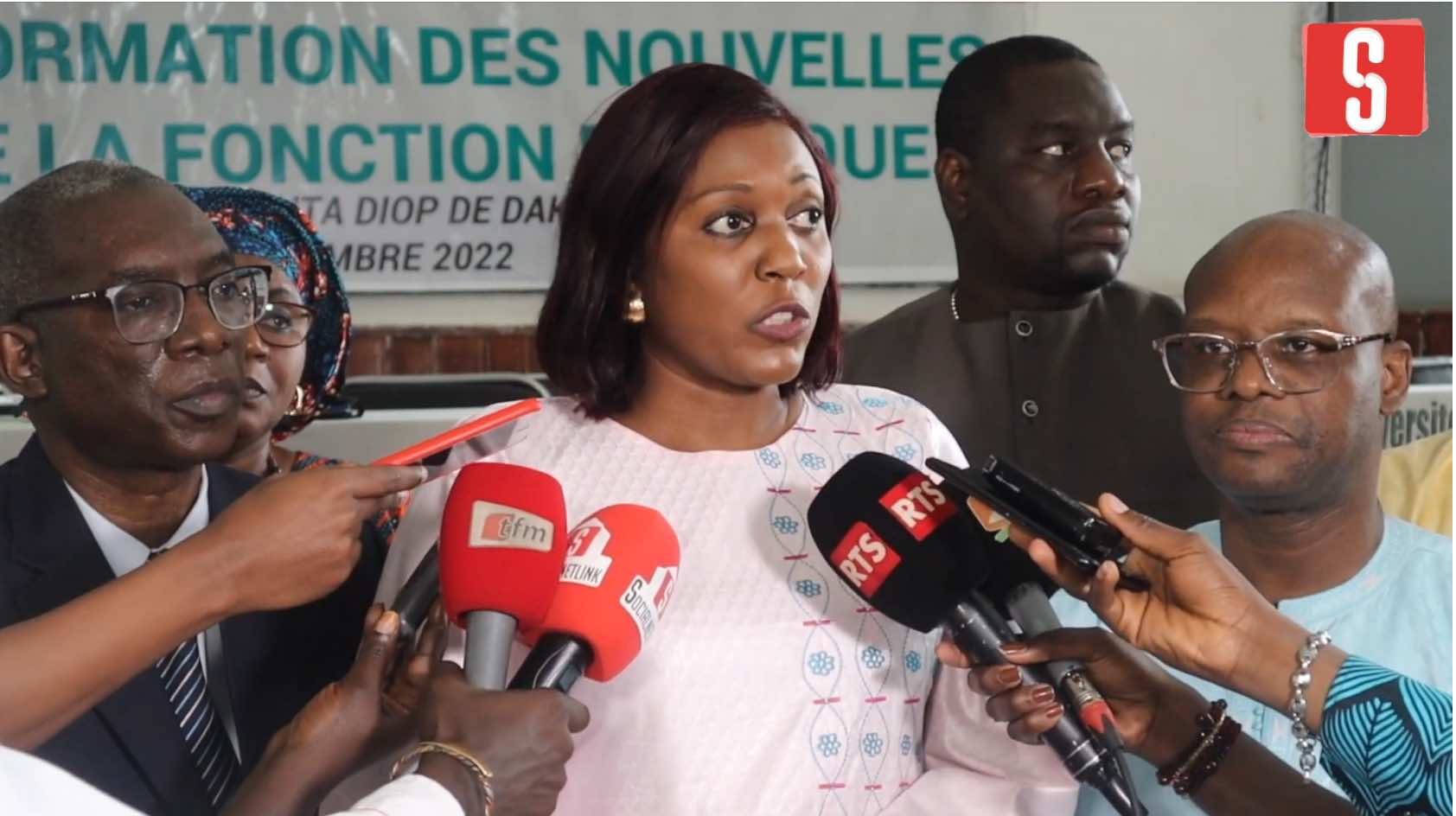 Service public : Plus de 800 nouveaux fonctionnaires outillés