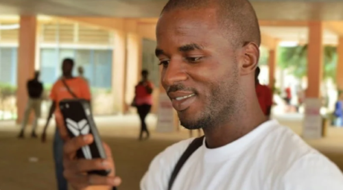 Guinée- Le pouvoir a coupé en catimini internet et il a ramené internet également en catimini (Abdoulaye Oumou Sow)