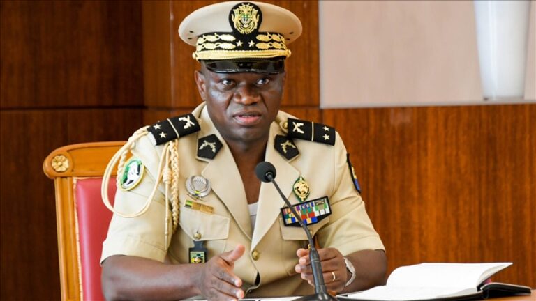 Crise sociale et communication : Le Gabon coupe ses réseaux sociaux pour "préserver l'unité nationale"