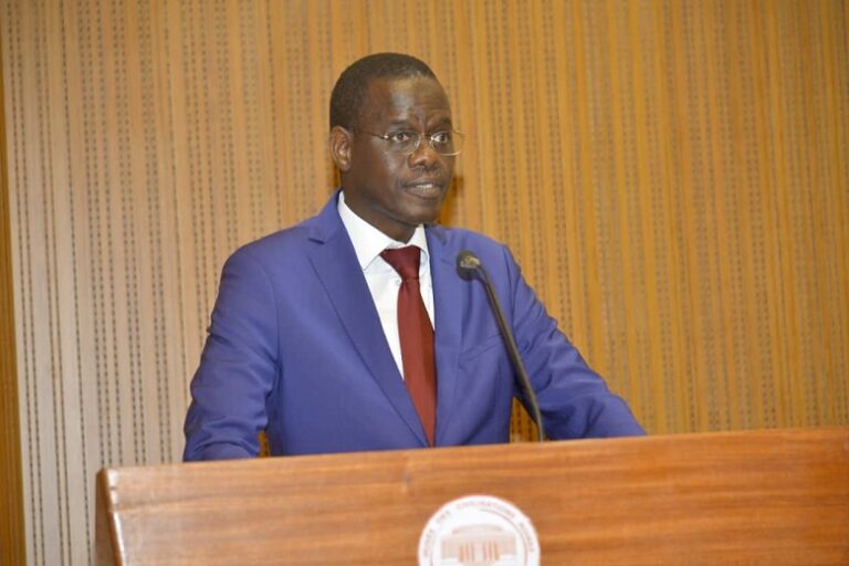 Qui est Ahmadou Al Aminou Lo, l’économiste discret appelé à conduire la nouvelle étape du pouvoir au Sénégal