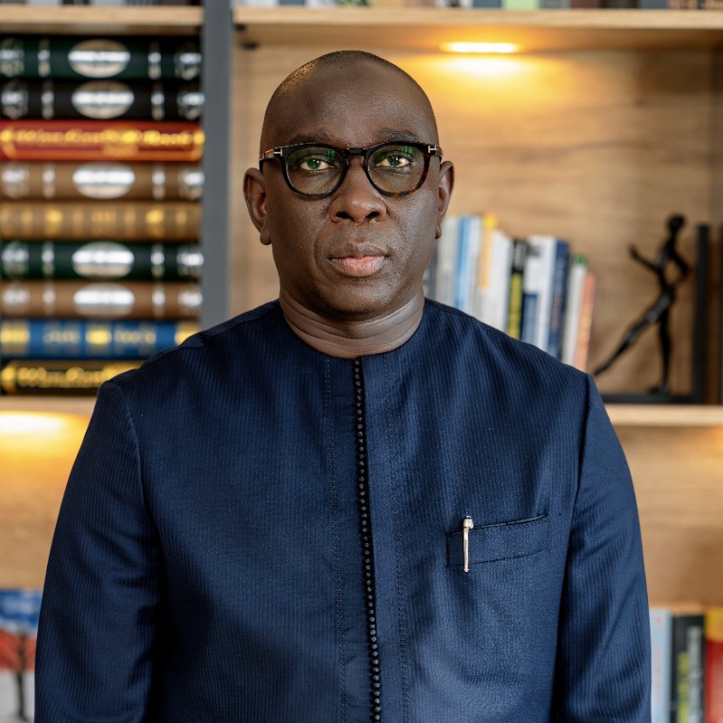 El Hadji Mbacké Fall, l’architecte sénégalais qui transforme l’épargne en puissance financière