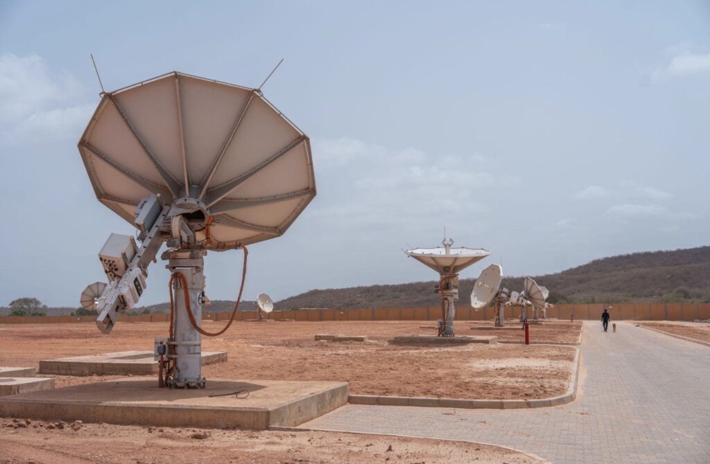 Connectivité satellitaire : Sonatel déploie 16 antennes OneWeb à Gandoul et conforte le rôle du Sénégal comme hub numérique régional