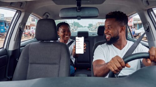 Transport et sécurité : comment la technologie et les actions de terrain soutiennent des trajets plus sûrs au Sénégal